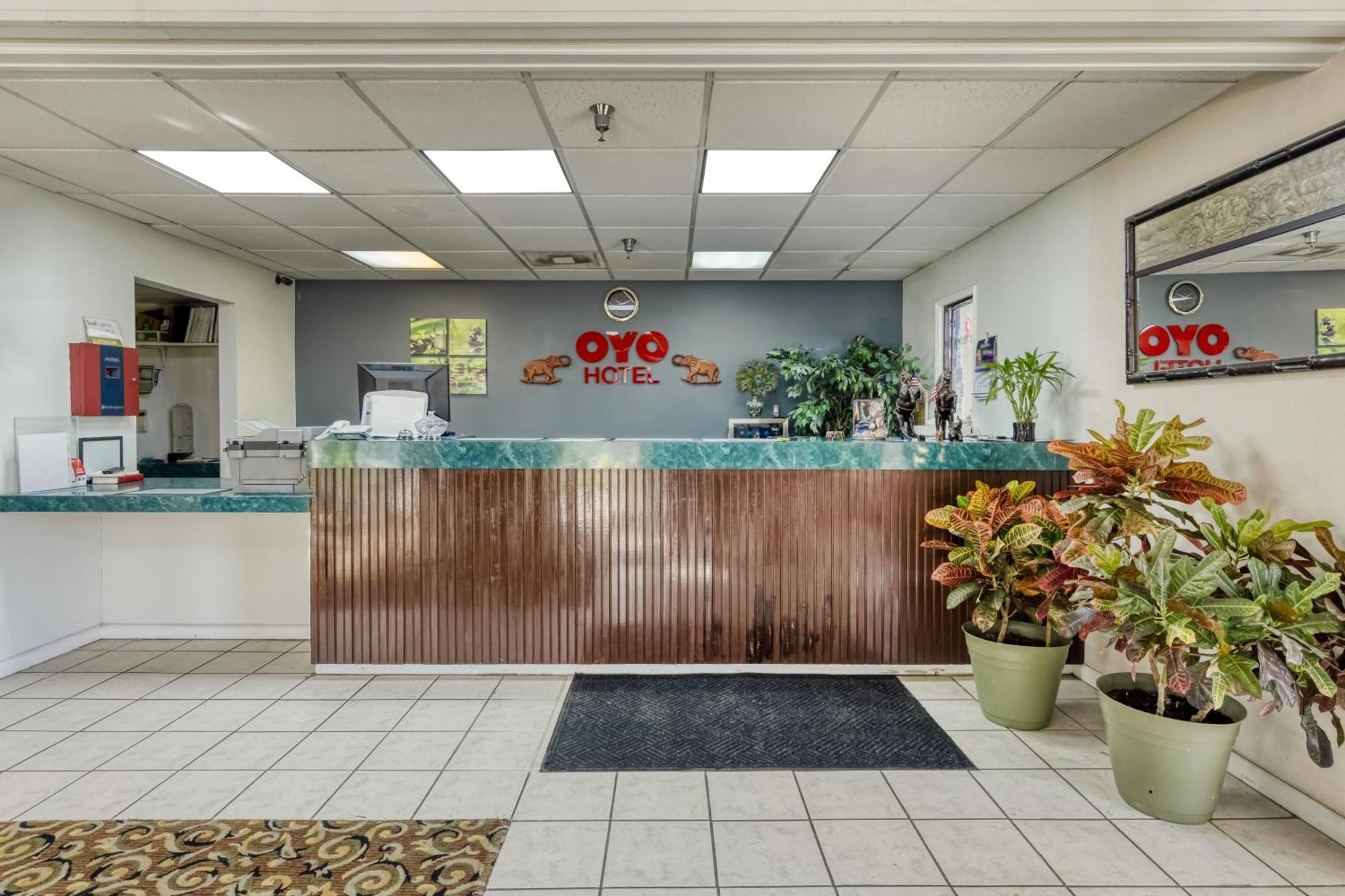 Oyo Hotel Grenada West Zewnętrze zdjęcie
